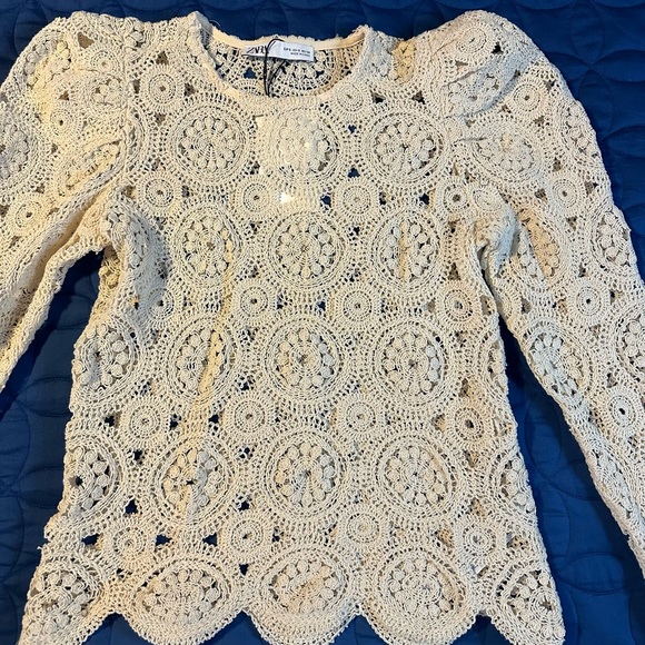 Zara Top - Picture 1 of 4